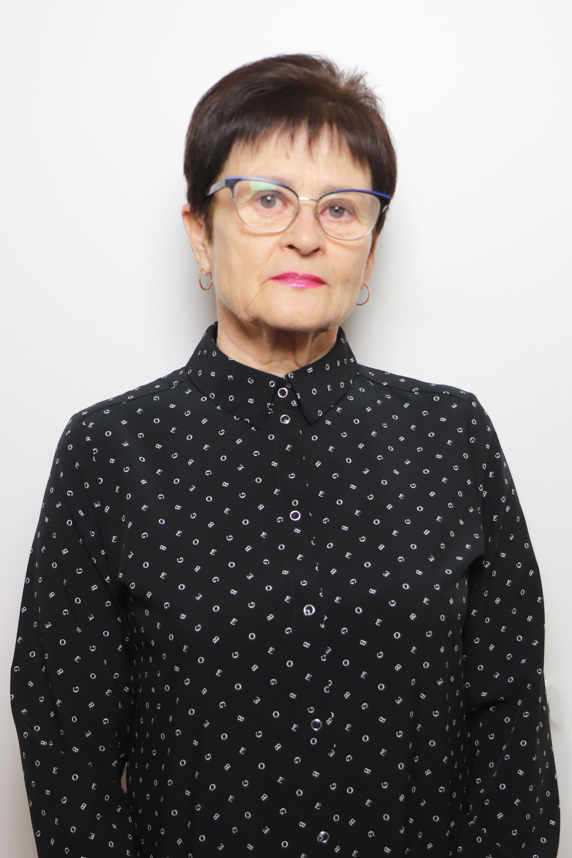 Недикова Вера Ефимовна.